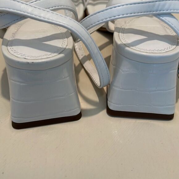 ASOS Women's 7 Strappy Block Heel White Faux Leather Square Toe Semi Formal New - Picture 4 of 11